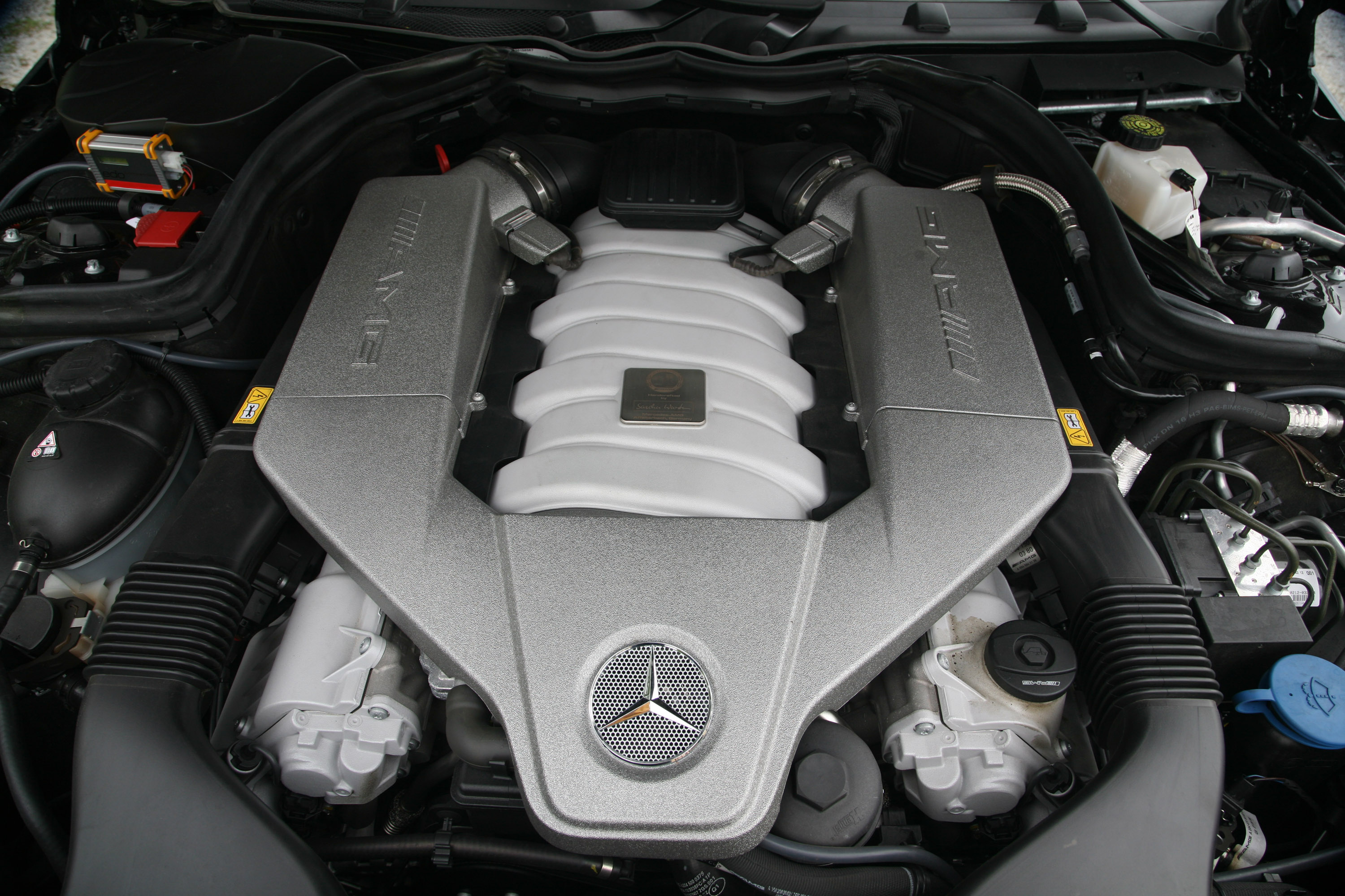 edo competition Mercedes-benz C63 AMG