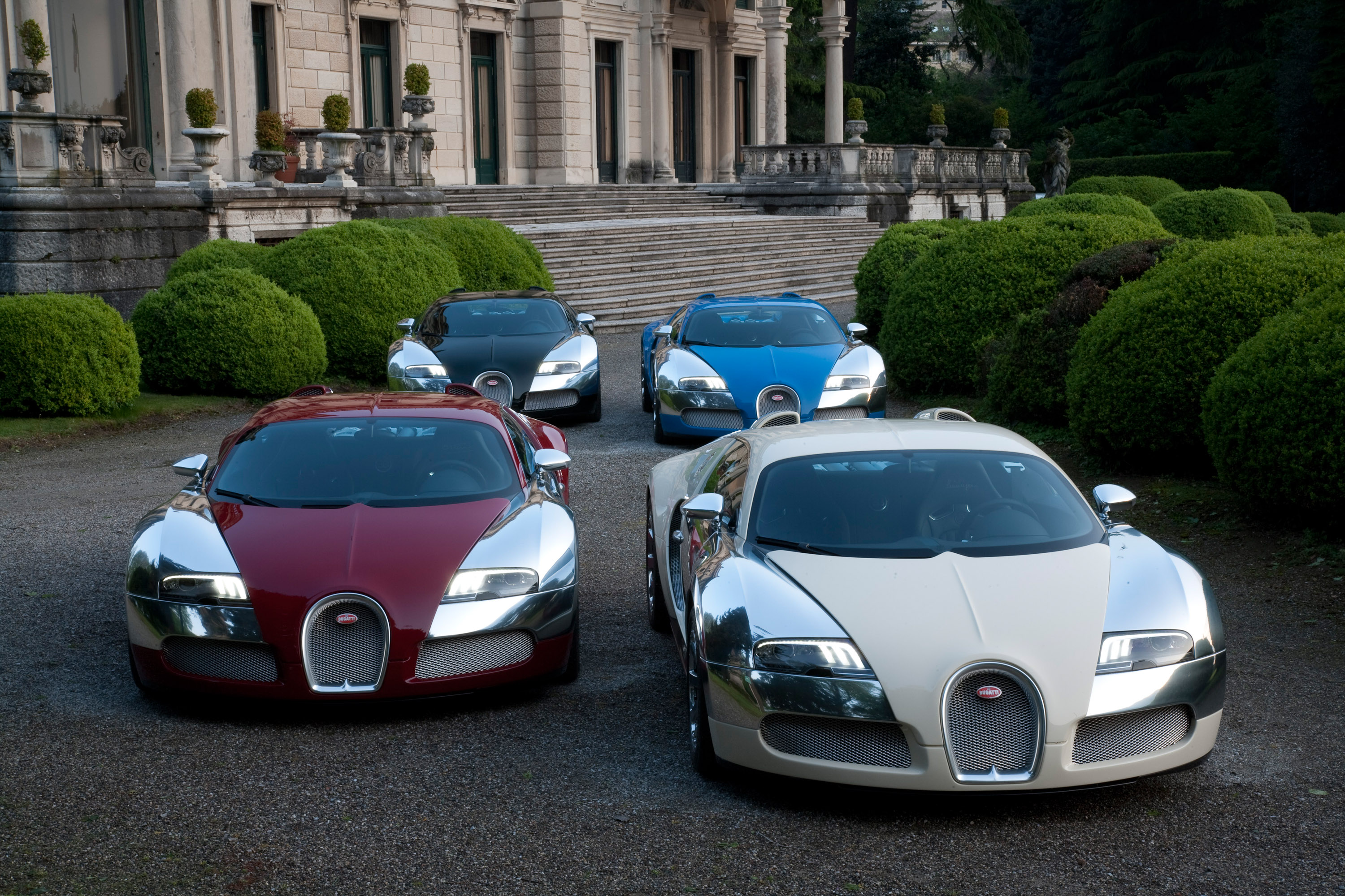 Bugatti Veyrons and Type 35 Grand Prix