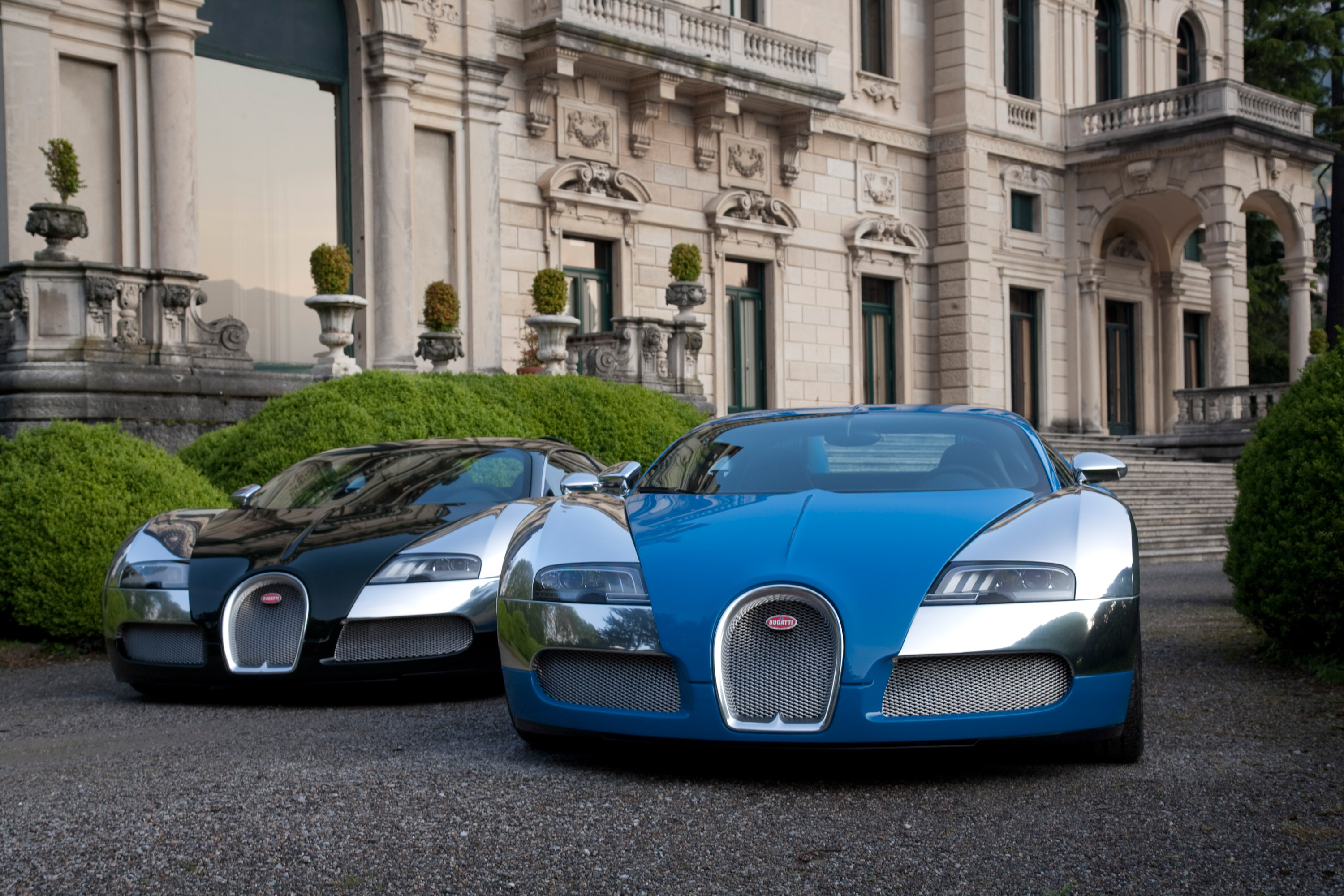 Bugatti Veyrons and Type 35 Grand Prix