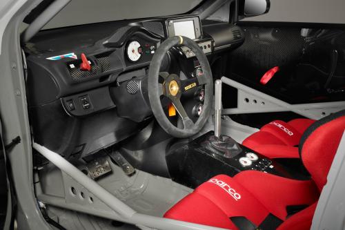 Evasive Scion iQ (2011) - picture 9 of 12