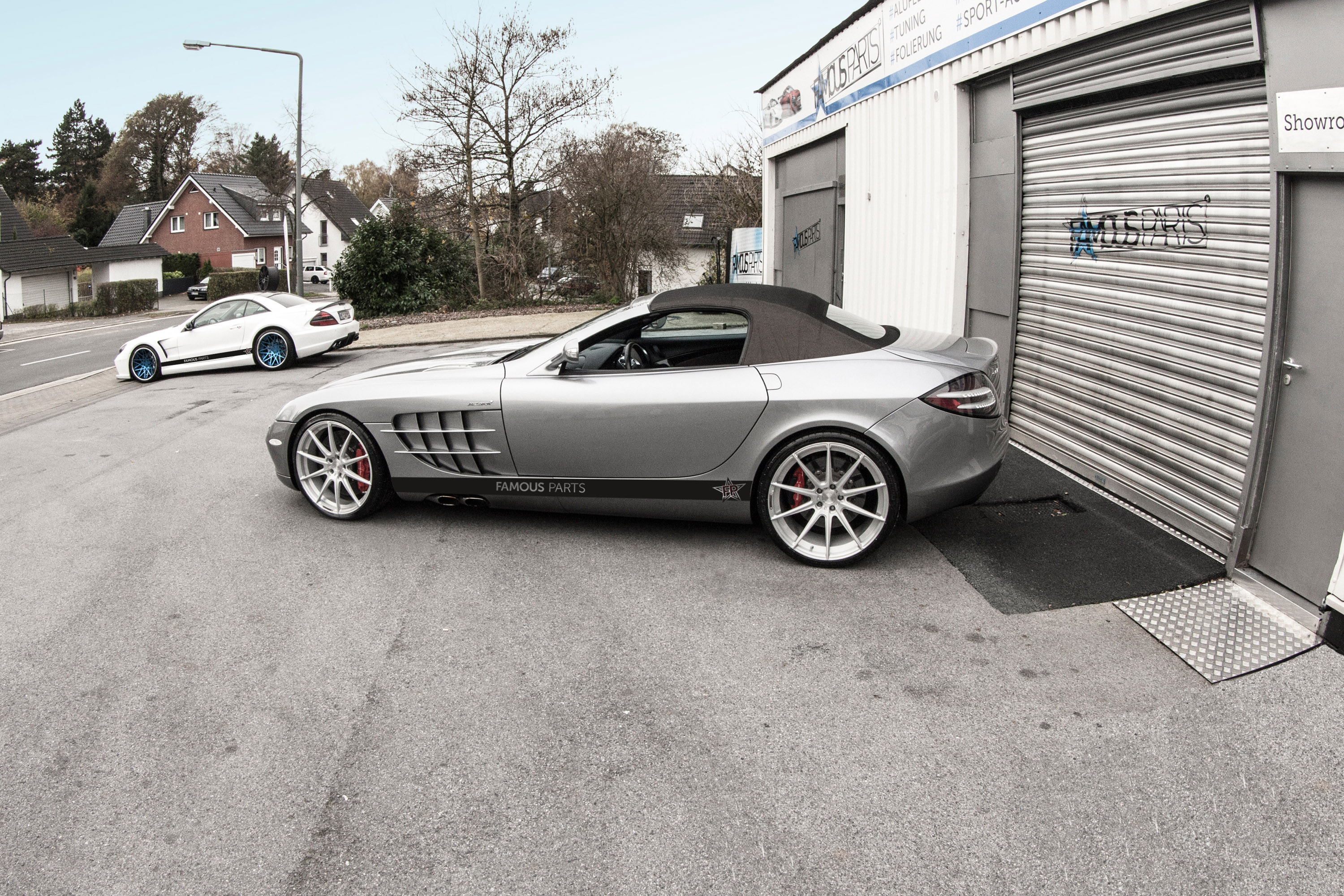 Famous Parts Mercedes-Benz SLR McLaren Roadster