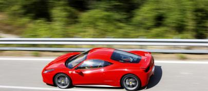 Ferrari 458 Italia (2009) - picture 12 of 21