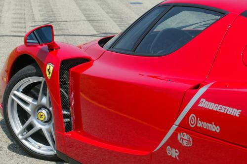 Ferrari Enzo (2002) - picture 48 of 49