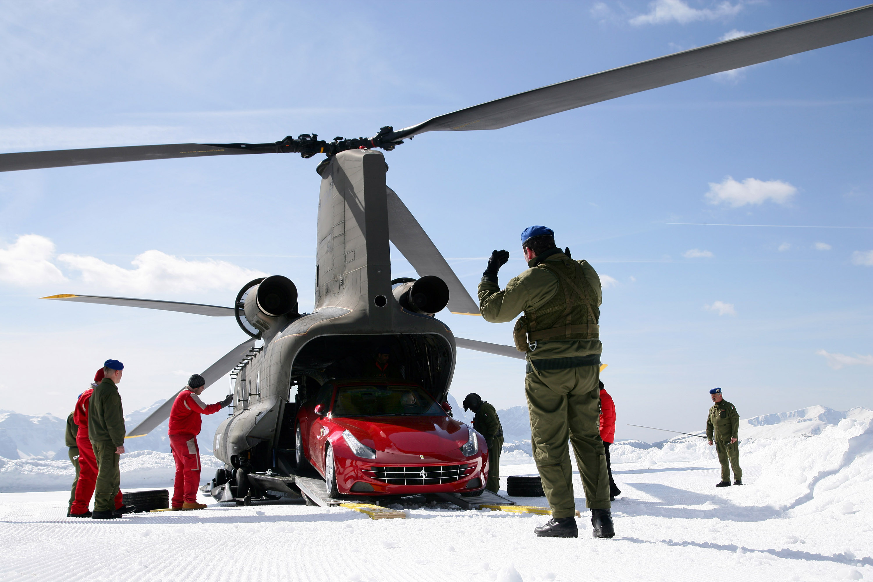 Ferrari FF at Plan De Corones