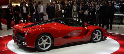 Ferrari LaFerrari Geneva (2013) - picture 12 of 20