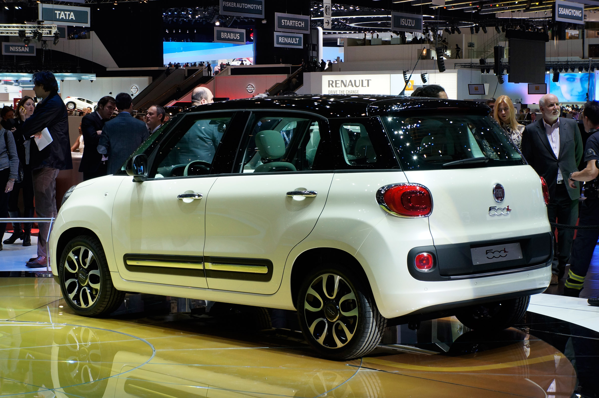 Fiat 500L Geneva