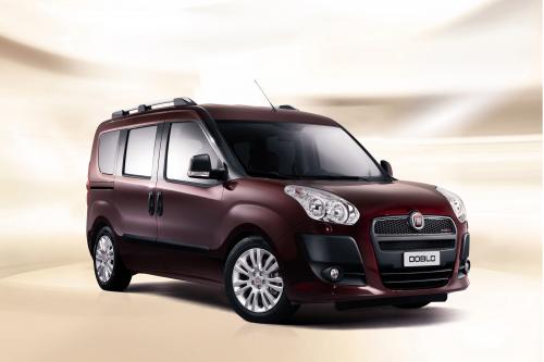 Fiat Doblo (2010) - picture 1 of 8