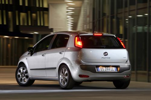 Fiat Punto Evo (2009) - picture 33 of 37
