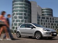Fiat Punto Evo (2009) - picture 29 of 37