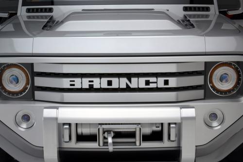 Ford Bronco Concept (2004) - picture 16 of 21