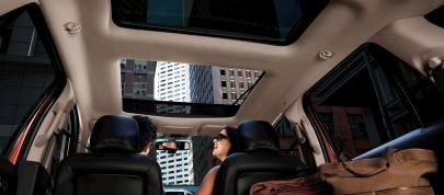 Ford Edge (2009) - picture 4 of 10