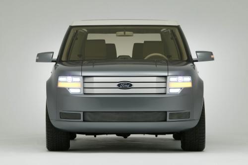 Ford Fairlane Concept (2005) - picture 9 of 18