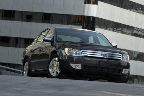 Ford Five Hundred (2008) - picture 1 of 4