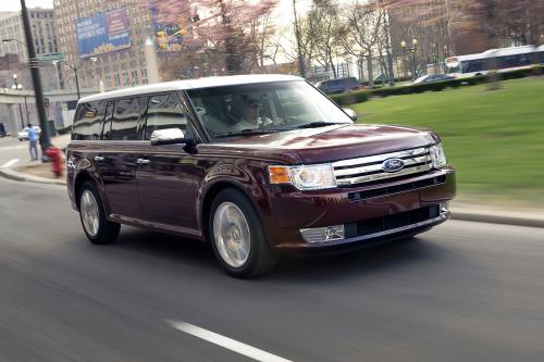 Ford Flex (2009) - picture 1 of 7