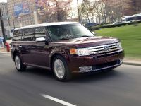 Ford Flex (2009) - picture 1 of 7
