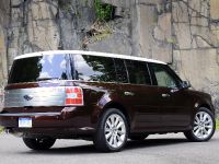 Ford Flex (2009) - picture 6 of 7