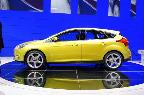 Ford Focus Geneva (2010) - picture 1 of 2