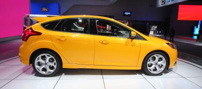 Ford Focus ST Detroit (2013) - picture 4 of 6