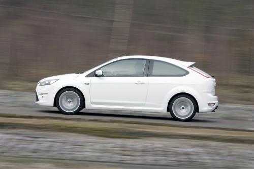 Ford Focus ST (2008) - picture 8 of 8