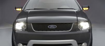 Ford Freestyle FX Concept (2003) - picture 7 of 26
