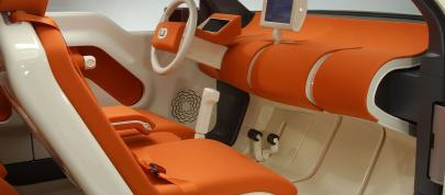 Ford Model U Concept (2003) - picture 20 of 25