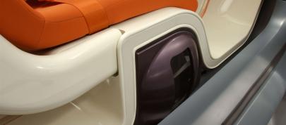 Ford Model U Concept (2003) - picture 23 of 25