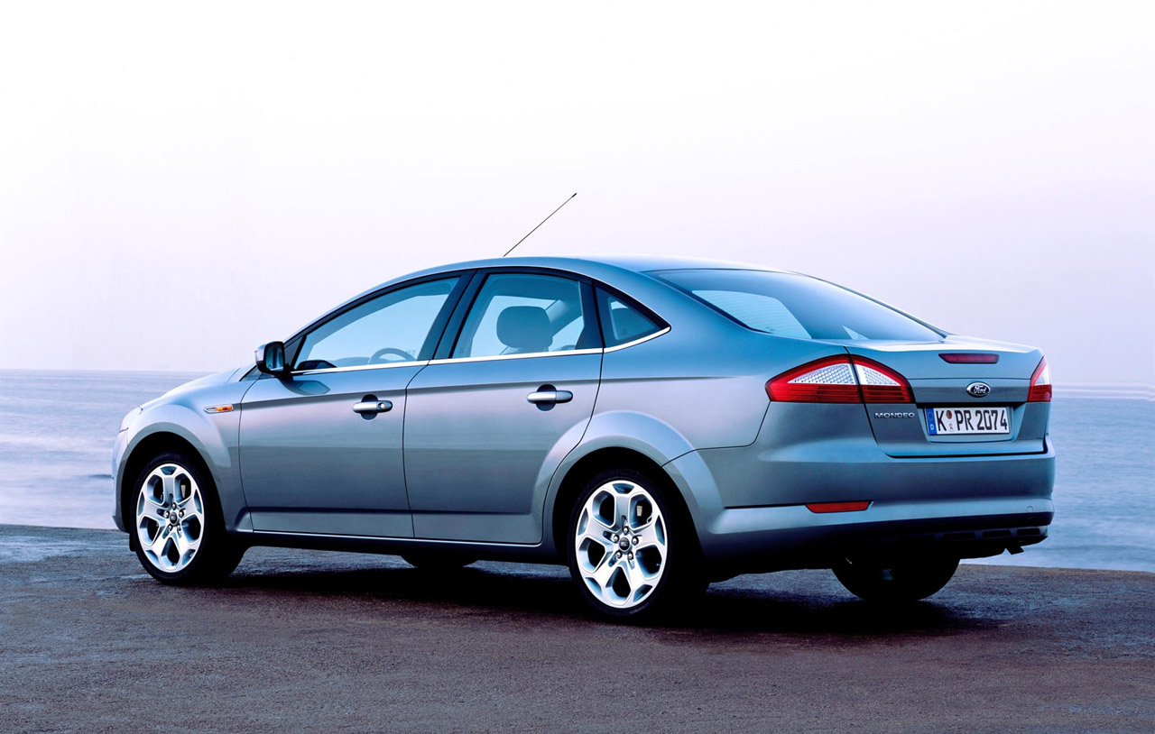 Ford Mondeo 5-Door