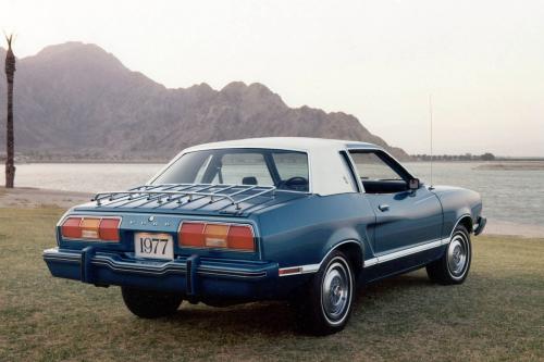 Ford Mustang (1977) - picture 1 of 3