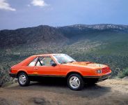 Ford Mustang (1979) - picture 3 of 4