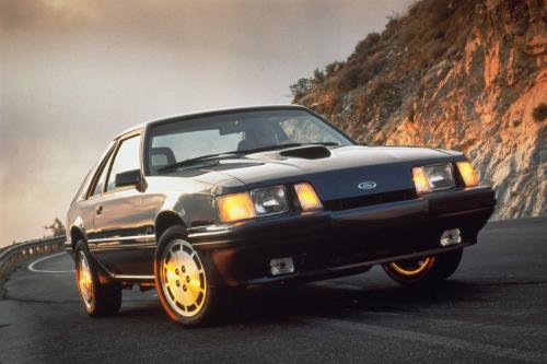 Ford Mustang (1986) - picture 1 of 2