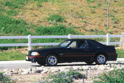 Ford Mustang (1987) - picture 1 of 2