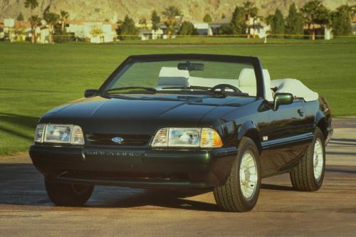 Ford Mustang (1990) - picture 1 of 1