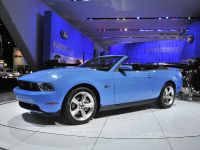 Ford Mustang Detroit (2010) - picture 2 of 4