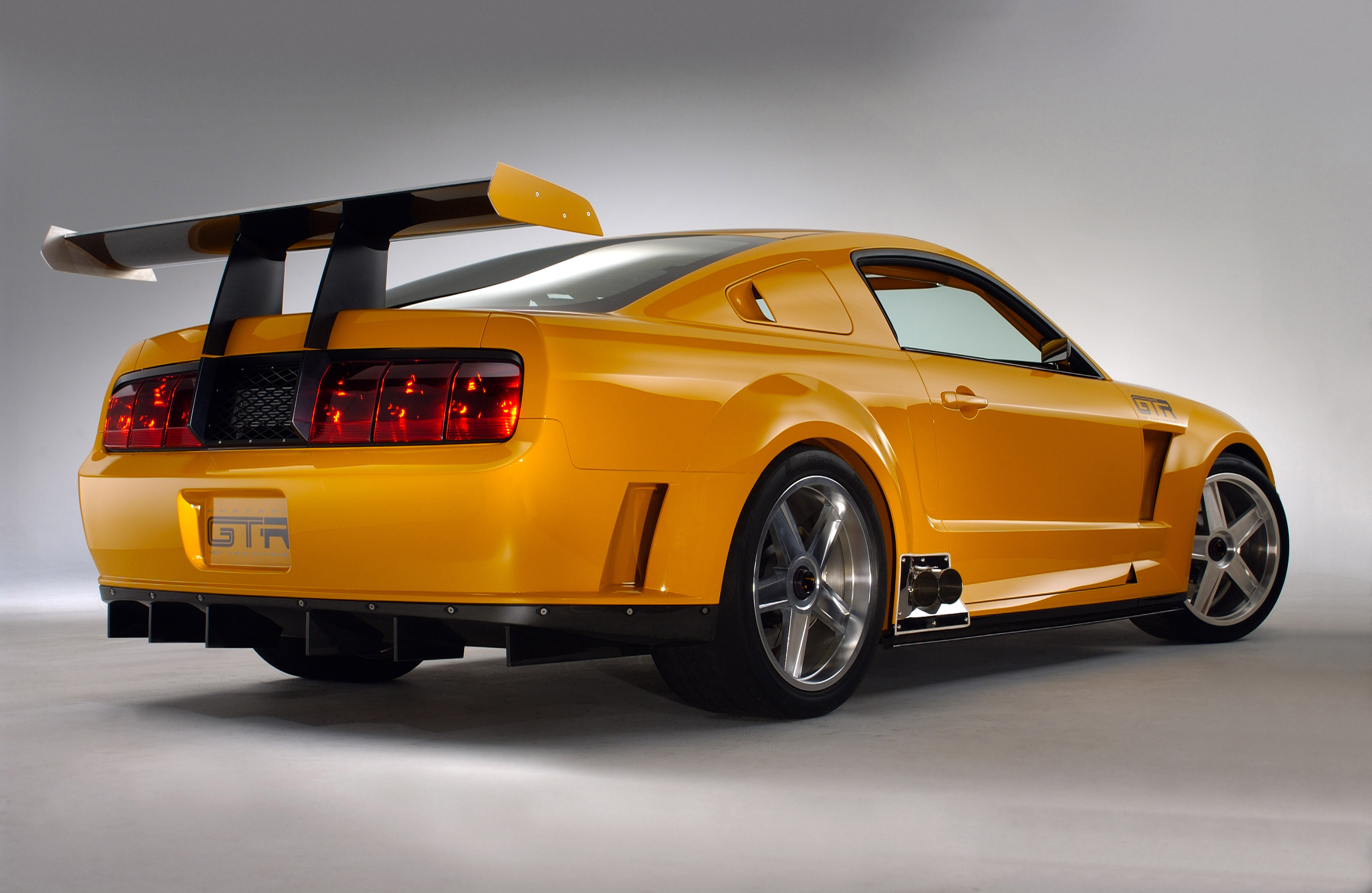 Ford Mustang GT-R Concept