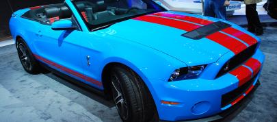 Ford Mustang Shelby GT500 convertible Detroit (2009) - picture 7 of 11
