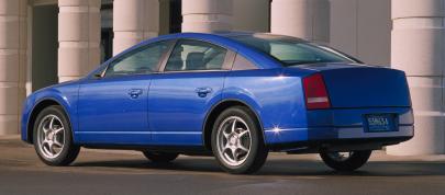 Ford Prodigy HEV (2000) - picture 4 of 10