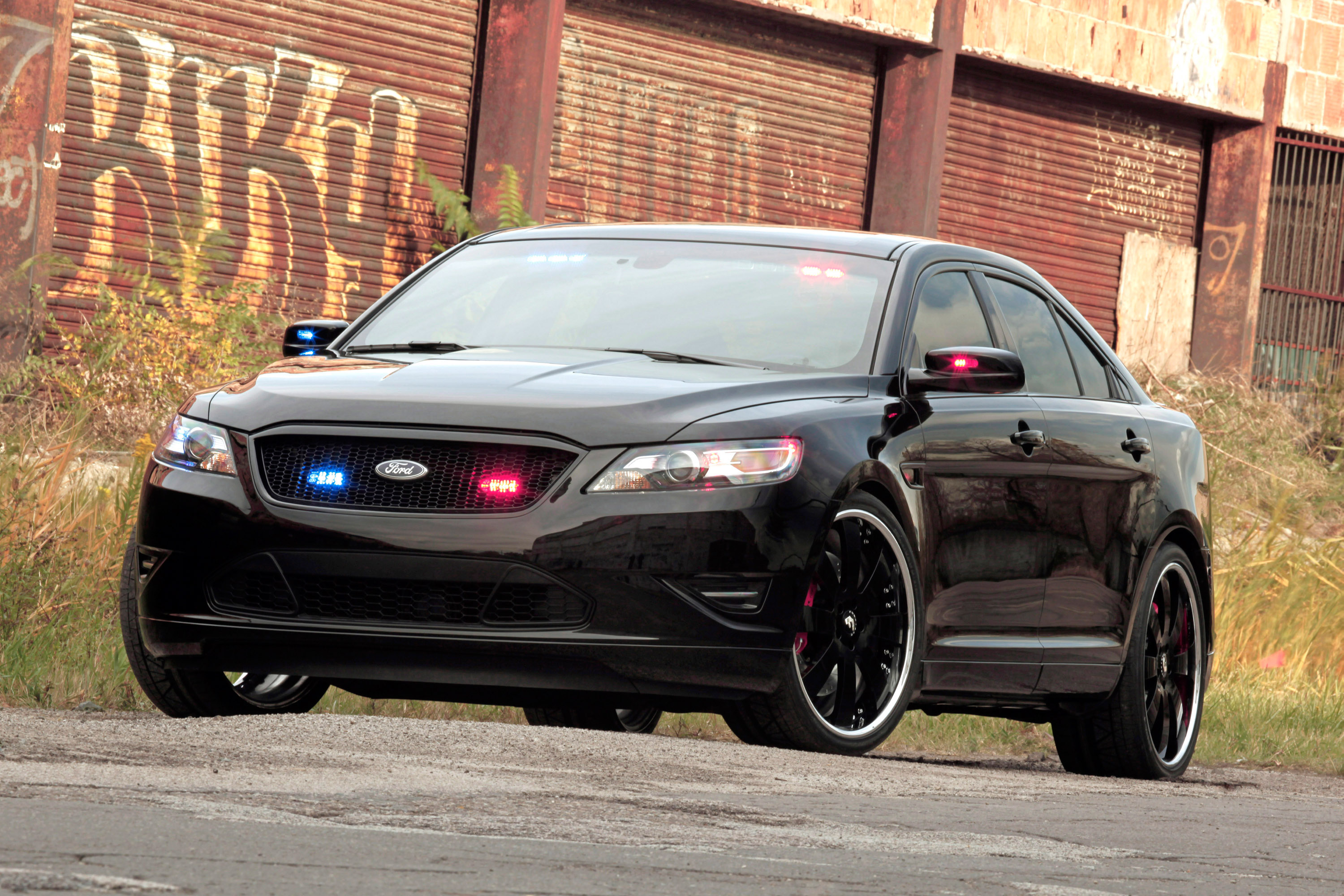 Ford Stealth Police Interceptor Concept