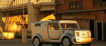 Ford Synus Concept (2005) - picture 4 of 26