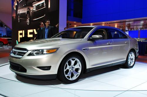Ford Taurus Detroit (2009) - picture 8 of 12