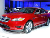 Ford Taurus Detroit (2009) - picture 2 of 12