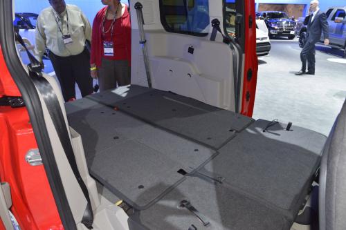 Ford Transit Connect Los Angeles (2012) - picture 8 of 9