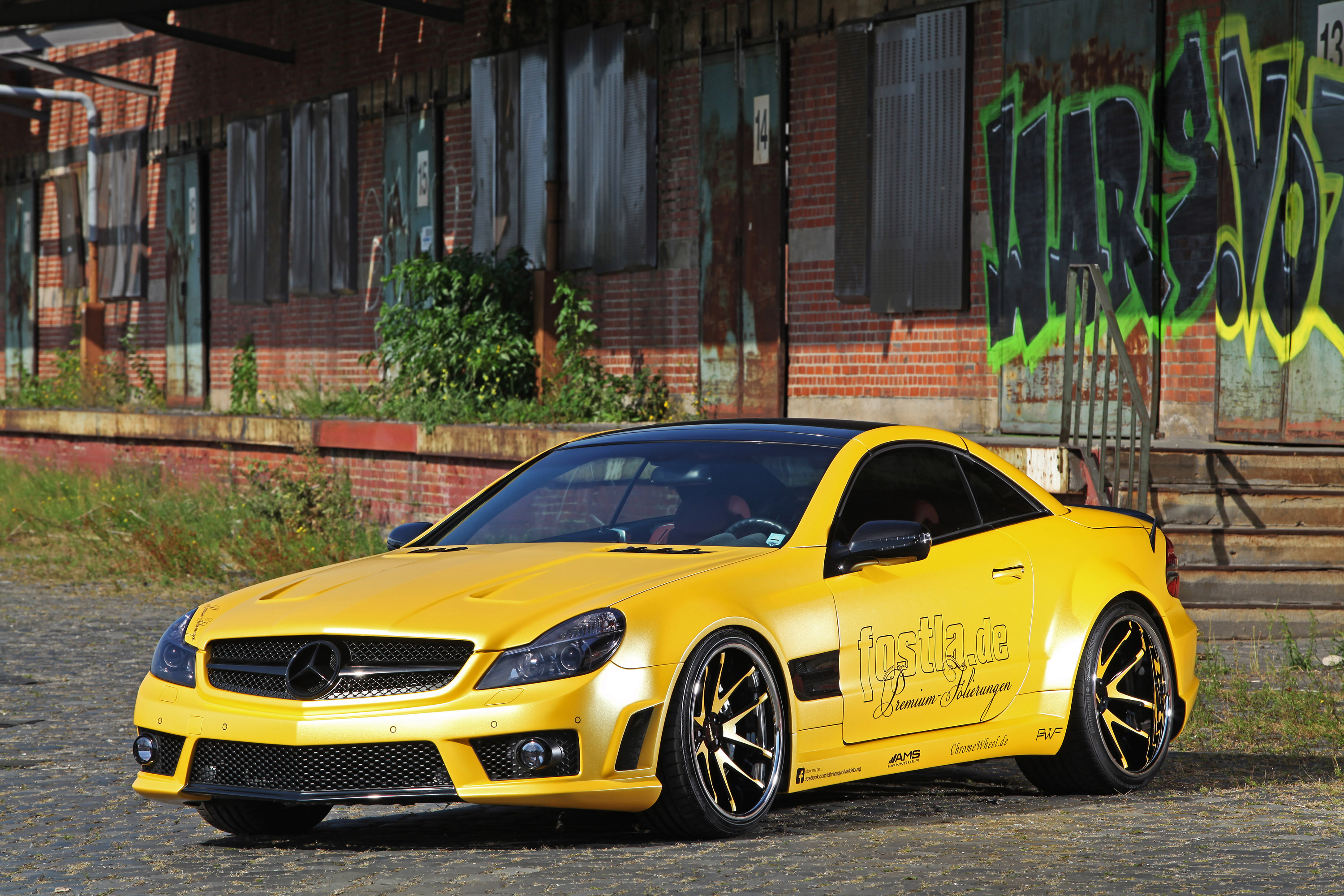 Fostla Mercedes-Benz SL 55 AMG Lquid Gold