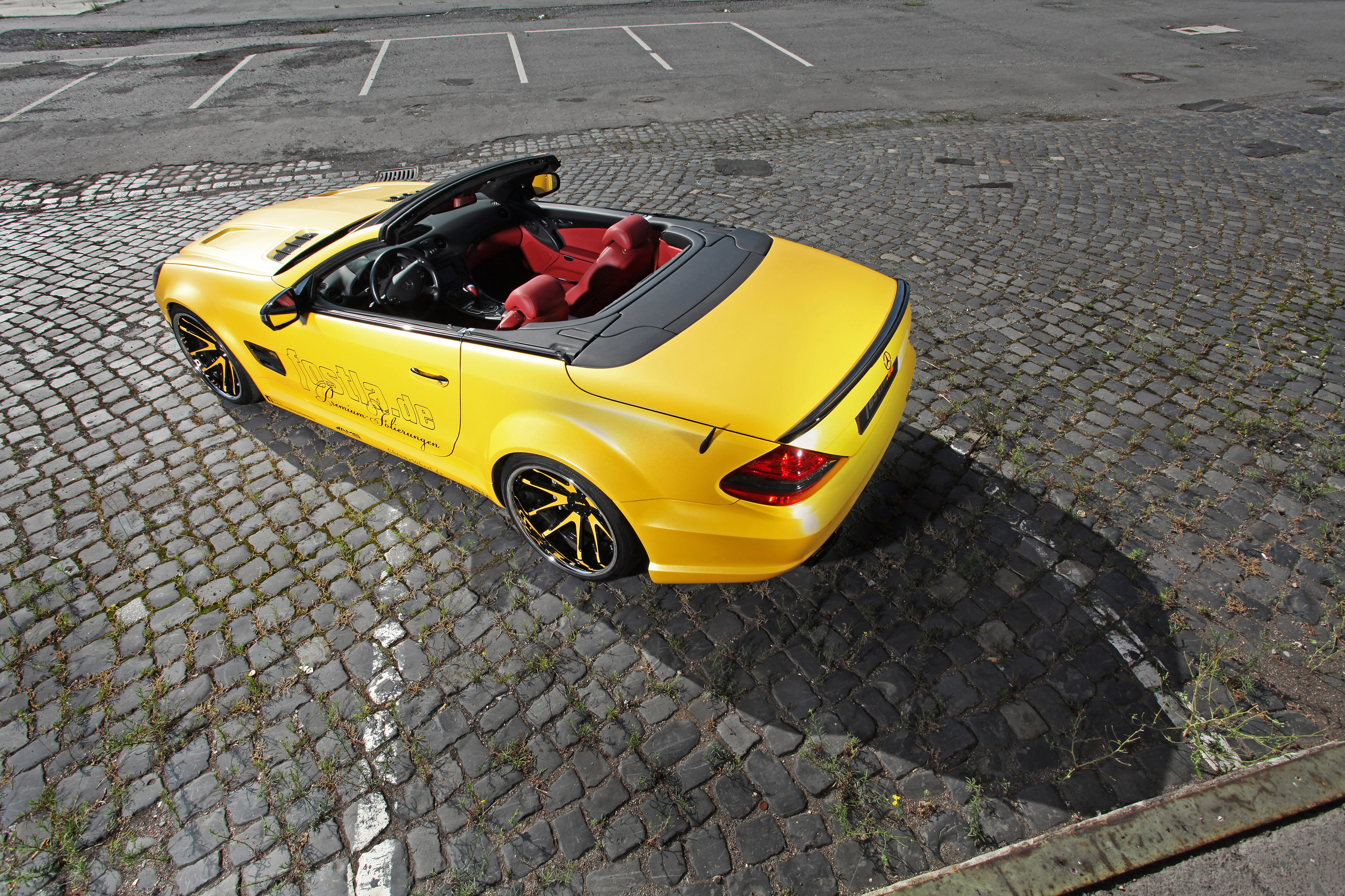 Fostla Mercedes-Benz SL 55 AMG Lquid Gold