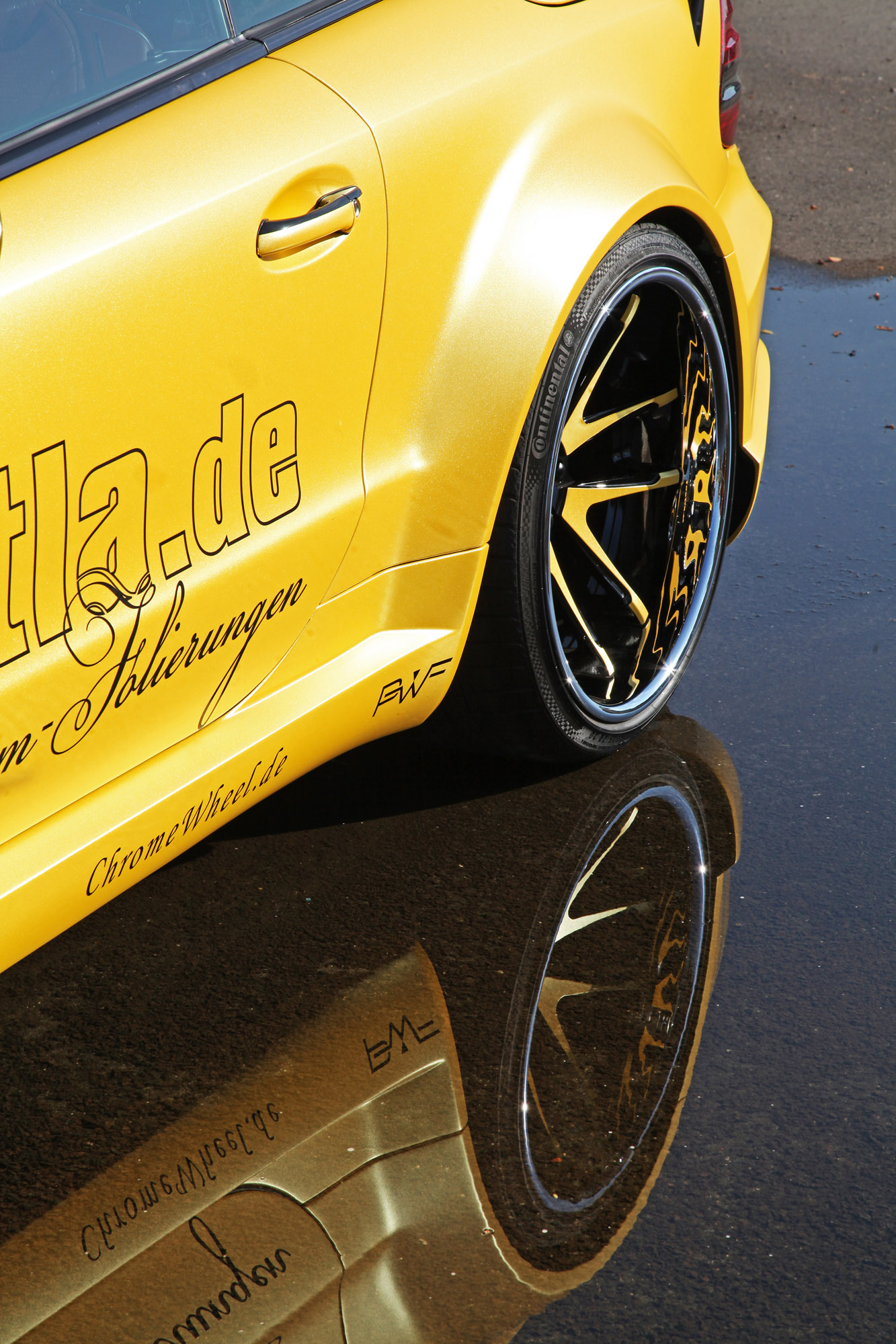 Fostla Mercedes-Benz SL 55 AMG Lquid Gold