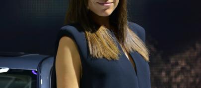 Frankfurt Motor Show Girls (2013) - picture 4 of 9
