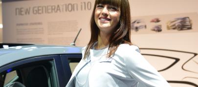 Frankfurt Motor Show Girls (2013) - picture 7 of 9