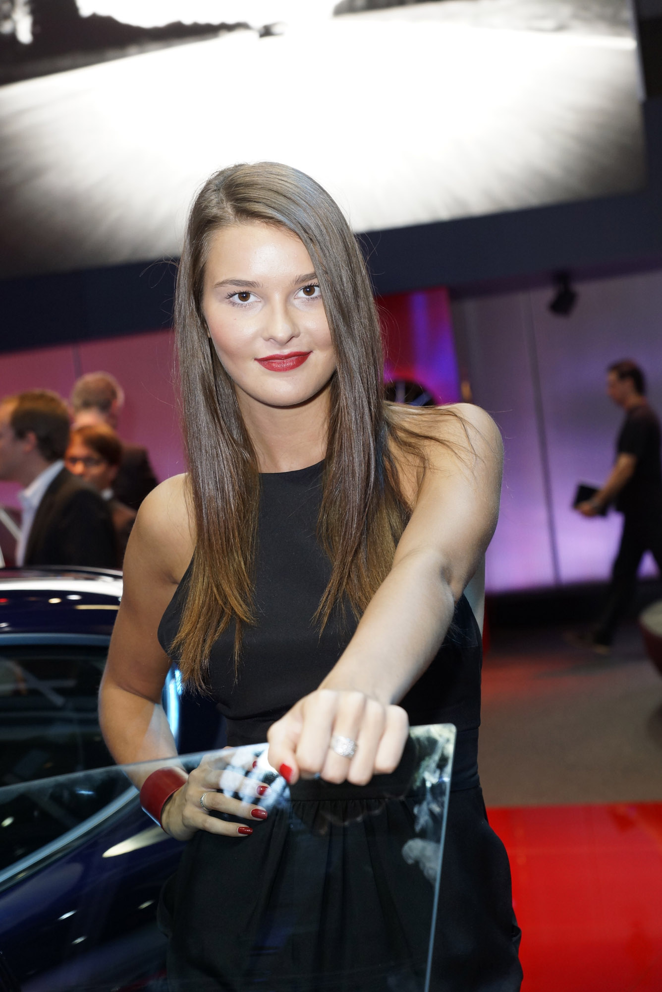 Frankfurt Motor Show girls