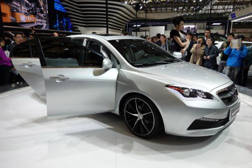 Geely Shanghai (2013) - picture 1 of 2