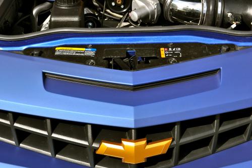 Geigercars Chevrolet Camaro 2SS gold blue (2012) - picture 17 of 38