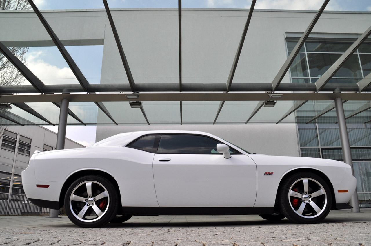 GeigerCars Dodge Challenger SRT8 392